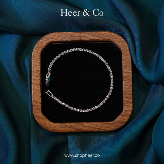 Infinite Bond Bracelet