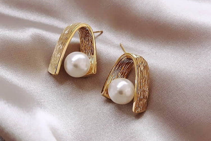 Large Pearl Stud Tops