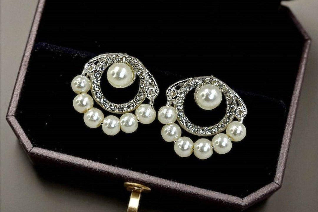 PEDH00135 SDQ Round Pearl Drop Earrings - PEDH