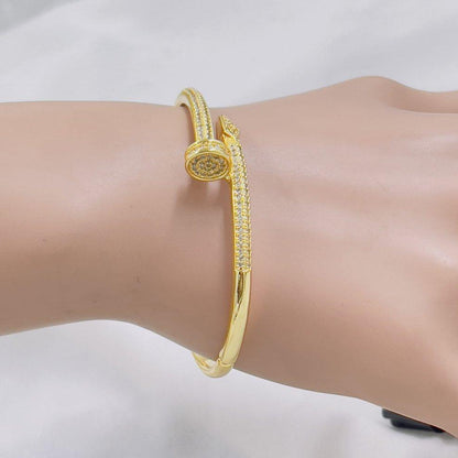 TBRH182 GXN Imp Bracelet Openable